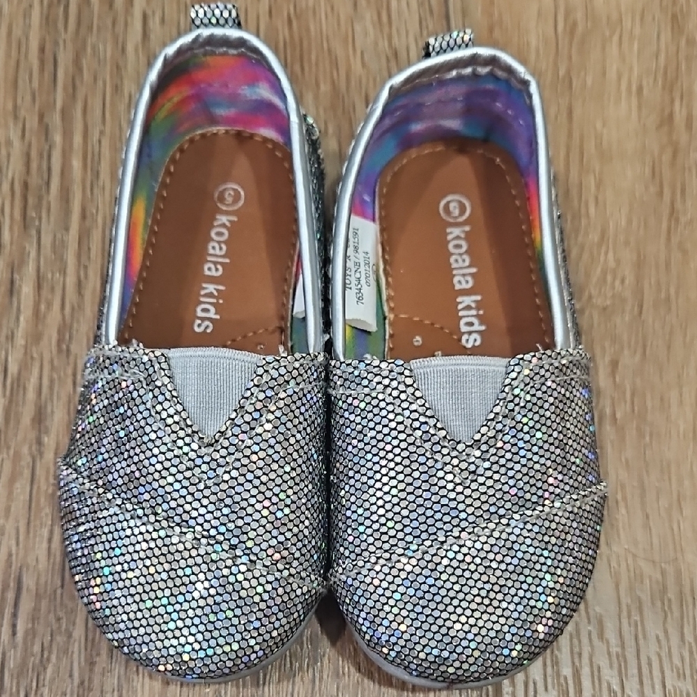 Koala Kids Glittery Silver Moccasins